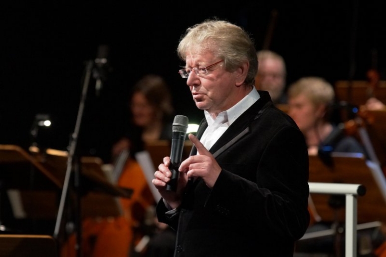 Der niederländische Dirigent und Arrangeur Henk Meutgeert