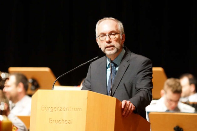 Wolfgang Müller (Hauptamtsleiter Stadt Bruchsal) bei der Ansprache