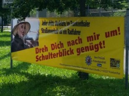 Fahrradbanner "Dreh dich nach mir um!" (Foto: Polizeiinspektion Frankenthal)