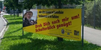 Fahrradbanner "Dreh dich nach mir um!" (Foto: Polizeiinspektion Frankenthal)