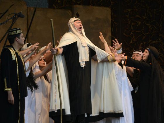 Szene aus Nabucco (Foto: Helmut Dell)