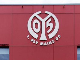 Mainz-05-Logo an der OPEL-Arena (Foto: Stephan Dinges)