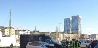 Die zwei beschädigten Fahrzeuge (Foto: Feuerwehr Mainz)