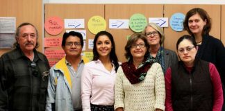Die Delegation aus Chiapas bei ihrem Besuch in Germersheim mit Prof. Dr. Martina Schrader-Kniffki (hinten links) und dem Projektteam des FTSK (Foto: Michal Ziolkowski)