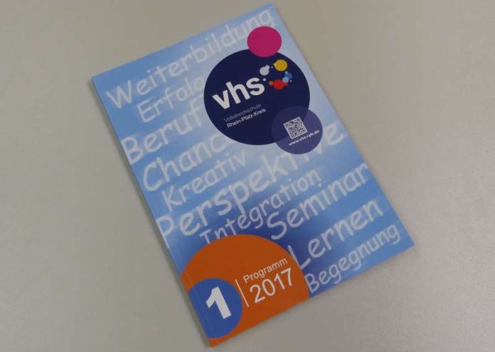 Programm für das 1. Halbjahr 2017 (Foto: Kreisverwaltung RPK)
