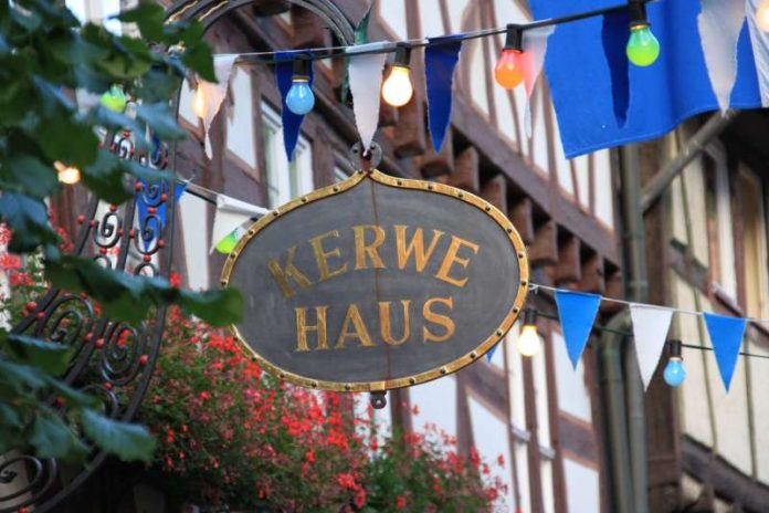 Kerwehaus-Schild (Foto: Stadtverwaltung)