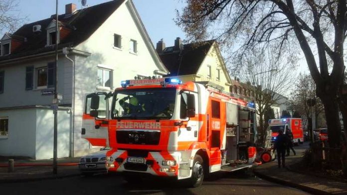Küchenbrand - Einsatz für die Feuerwehr Frankfurt