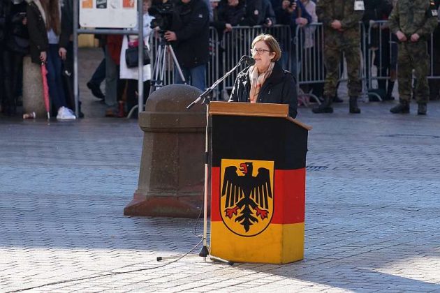 Bürgermeisterin Monika Kabs (Foto: Holger Knecht)