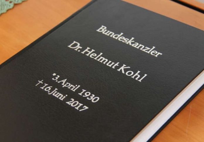Kondolenzbuch (Foto: Bistum Speyer)