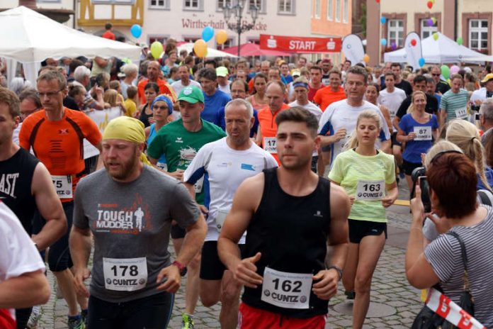 Läufer beim 10km-Lauf (Foto: Holger Knecht)