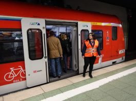 Bahn-Mitarbeiterin (Foto: Deutsche Bahn AG)