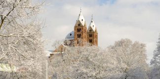 Dom Weihnachten im Schnee, (Quelle: Domkapitel Speyer, Foto: Klaus Landry)