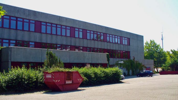 Die Realschule plus im Alfred-Grosser-Schulzentrum Bad Bergzabern. (Foto: Kreisverwaltung Südliche Weinstraße)