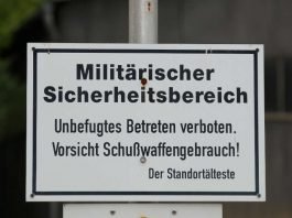 Schild "Militärischer Sicherheitsbereich" (Foto: Holger Knecht)