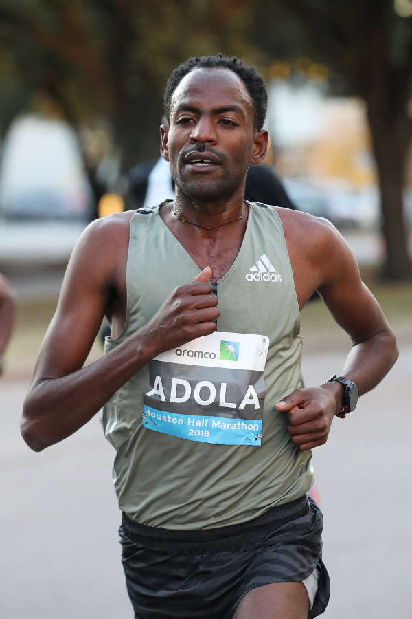Guye Adola steht für Weltklasse beim Mainova Frankfurt Marathon (Foto: photorun.net)