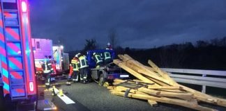 © Feuerwehr Wiesbaden: Verkehrsunfall A66