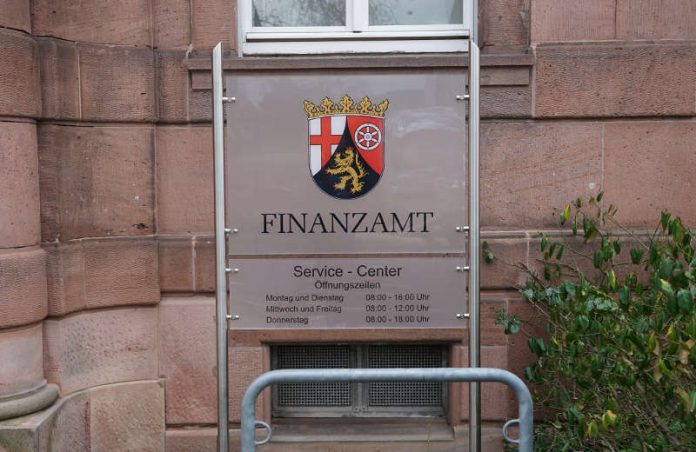 Symbolbild Finanzamt (Foto: Holger Knecht)
