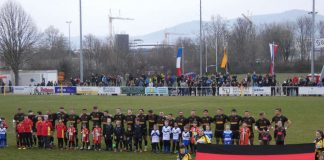 Die deutsche 15er Rugby-Nationalmannschaft vor dem EM-Spiel in Heidelberg (Foto: Hannes Blank)