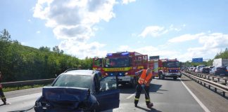 Verkehrsunfall auf der A60 (Foto: BF Mainz)