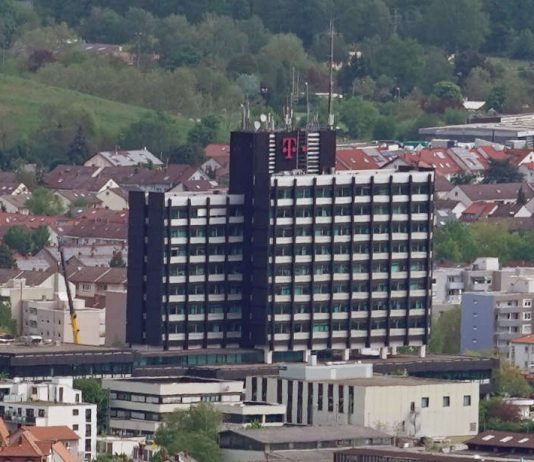 Das Gebäude der Deutschen Telekom AG in Neustadt an der Weinstraße (Foto: Holger Knecht)