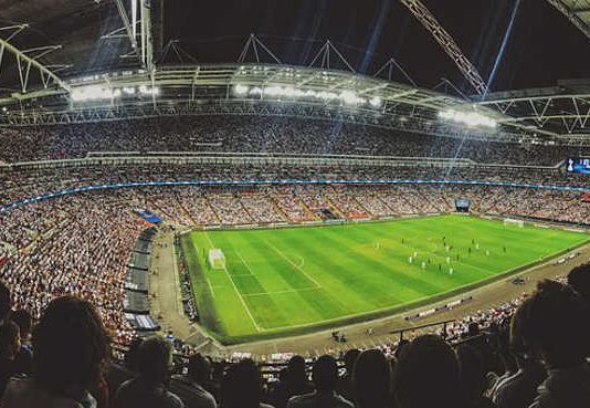 Fußballstadion (Foto: Pixabay)