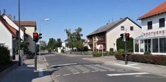 Die neue „Fußgängerampel“ in Lachen-Speyerdorf (Foto: Stadtverwaltung Neustadt)