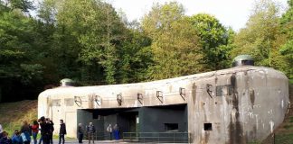 Gehört zu den wenigen Werke der Maginot-Linie, die besichtigt werden können: das gewaltige Fort Schoenenbourg südlich von Wissembourg beeindruckte die Jugendlichen besonders (Foto: Bezirksverband Pfalz)