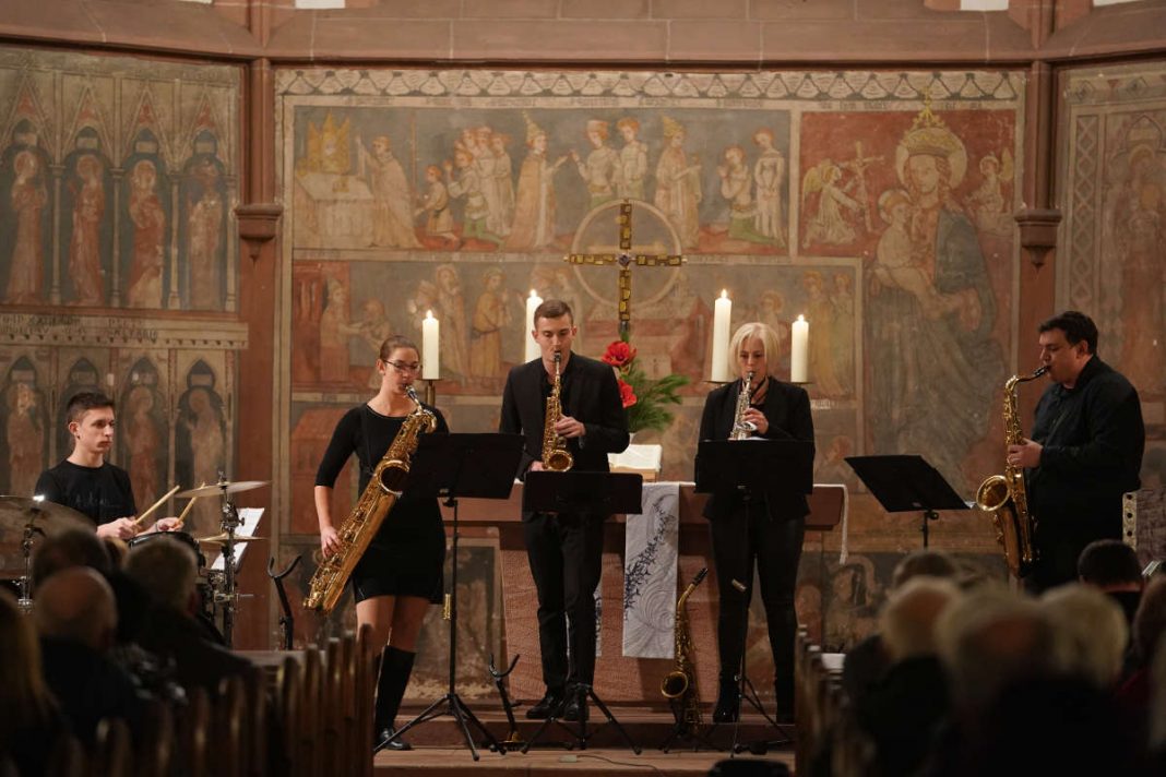 Just 4 Sax‘es in der prot Kirche Lambrecht (Foto: Holger Knecht)