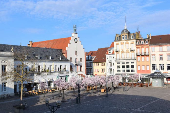 Die Stadt Landau – hier die attraktive Innenstadt – erhält voraussichtlich rund 1,2 Millionen Euro vom Land als Corona-Soforthilfe. (Quelle: Stadt Landau)
