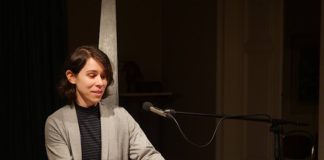 Die Autorin Mai Rim bei der ersten Offenen Lesebühne am 07.03.2019 (Foto: Anton Dück)
