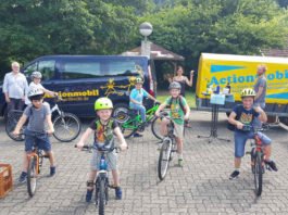Die offene Jugendarbeit der VG Lambrecht bietet Fahrradparcour an (Foto: JUZ)