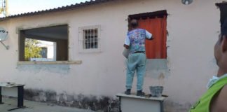 Die Renovierungsarbeiten beim Partnerverein von Capoeira-Karlsruhe in Campos dos Goytacazes in Brasilien sind im vollen Gange. Mit den Spenden der virtuellen Benefiz- Veranstaltungen können notwendige Sanitäranlagen gebaut werden. (Foto: Abadá- Capoeira Campos)