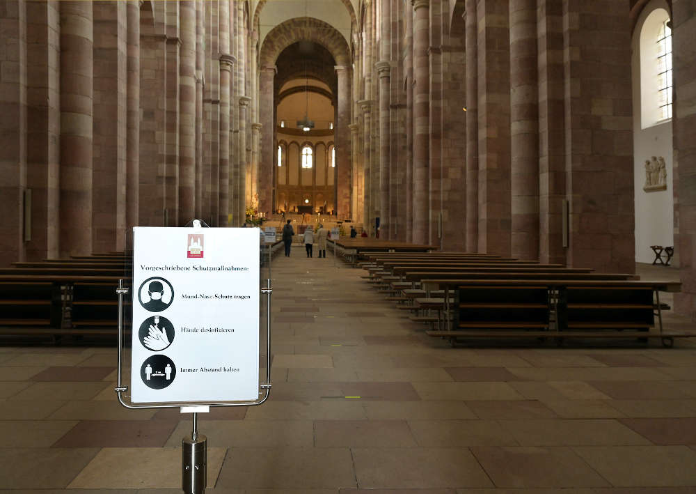 Schutzmaßnahmen am Dom (Quelle: Domkapitel Speyer / Foto: Klaus Landry)