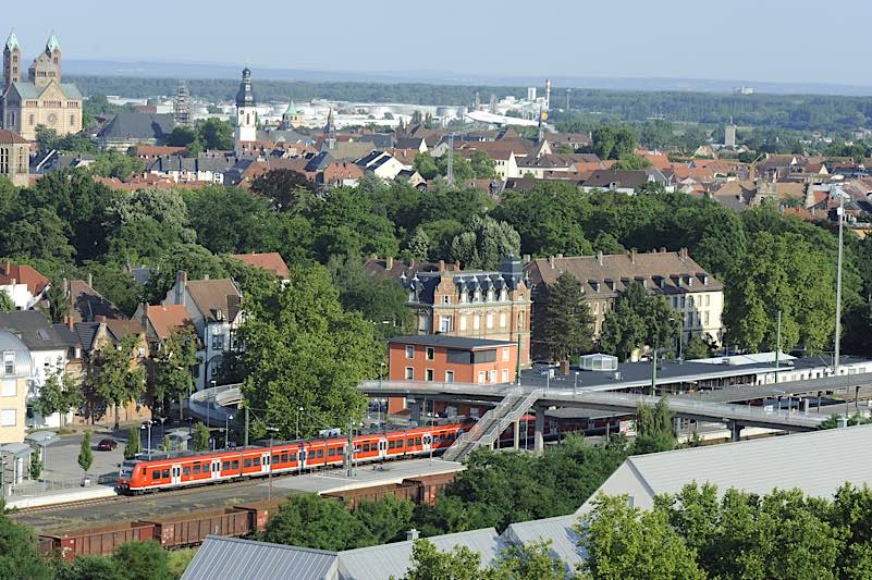 Bahnhof Speyer (Foto: Klaus Venus)