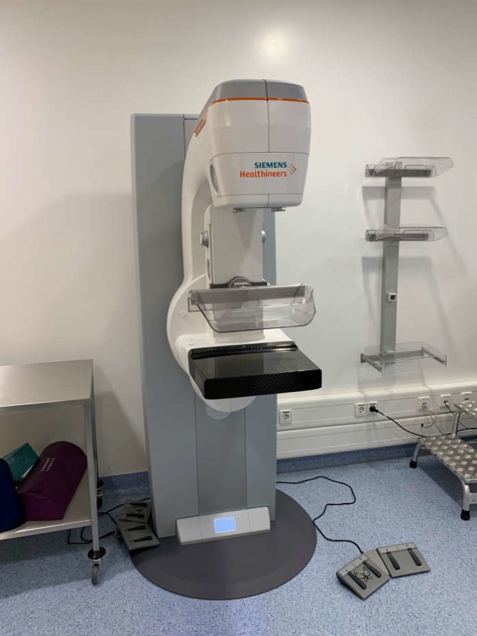 Das neue Mammographiegerät (Foto: Marienhaus Klinikum Hetzelstift)