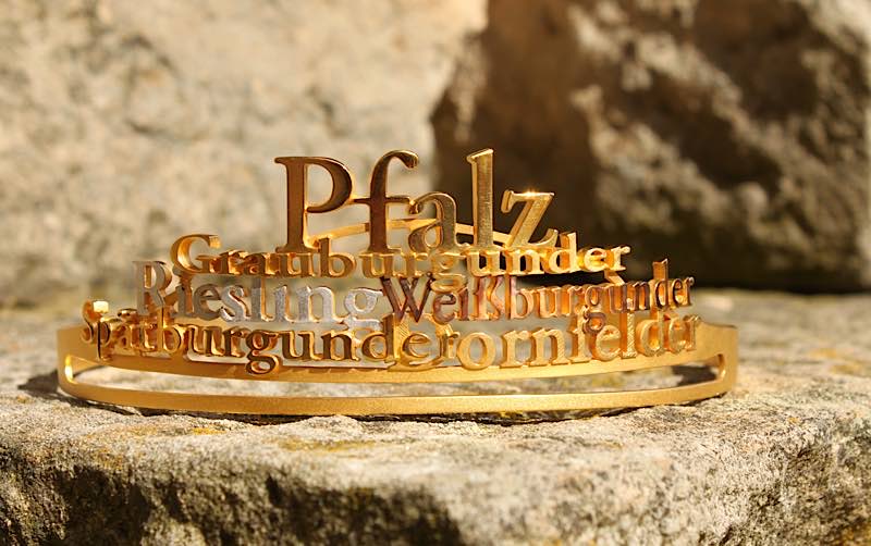 Krone der Pfälzischen Weinkönigin (Foto: Pfalzwein e.V.)