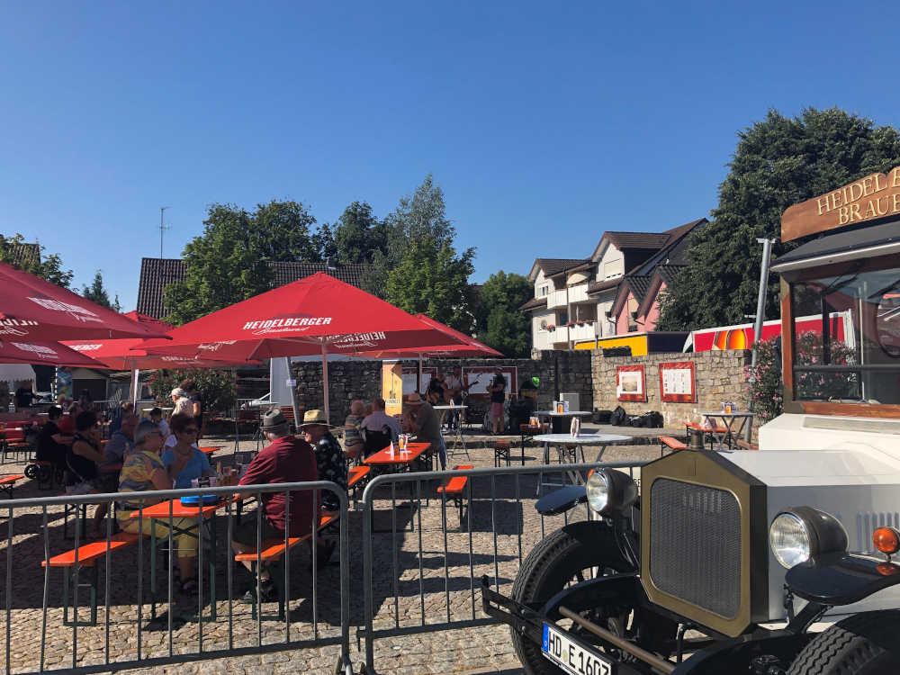 Der Wochenmarkt-Aktionstag im September bietet wieder Geselligkeit im coronakonformen Rahmen. (Foto: Stadt Sinsheim)