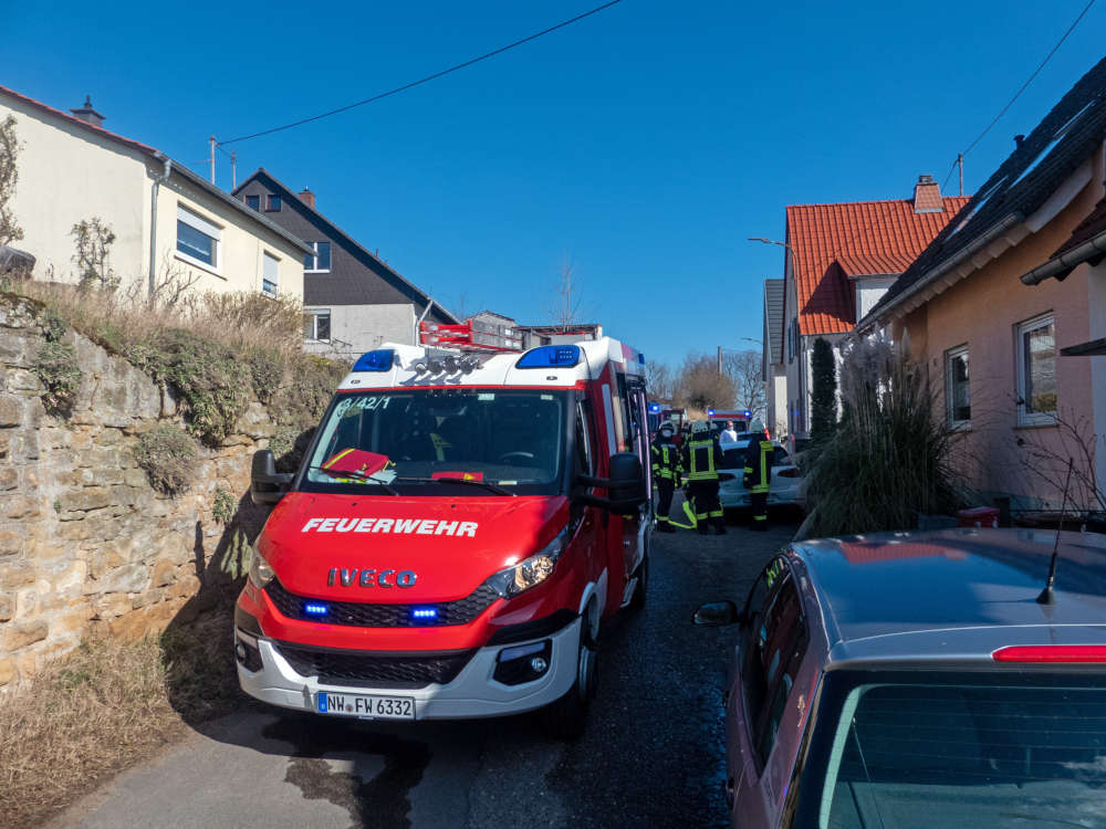 Brand eines Anbaus (Foto: Feuerwehr Neustadt)