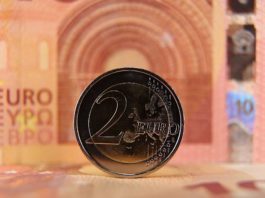 Symbolbild Geld Euro Münze Schein Geldschein (Foto: Pixabay/betexion)
